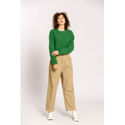 Pull uni en maille torsadée