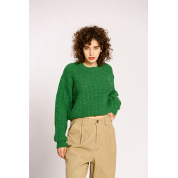 Pull uni en maille torsadée