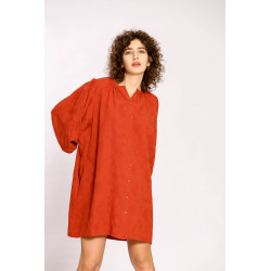 Robe courte unie boutonnée