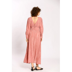 Robe longue col V plissée