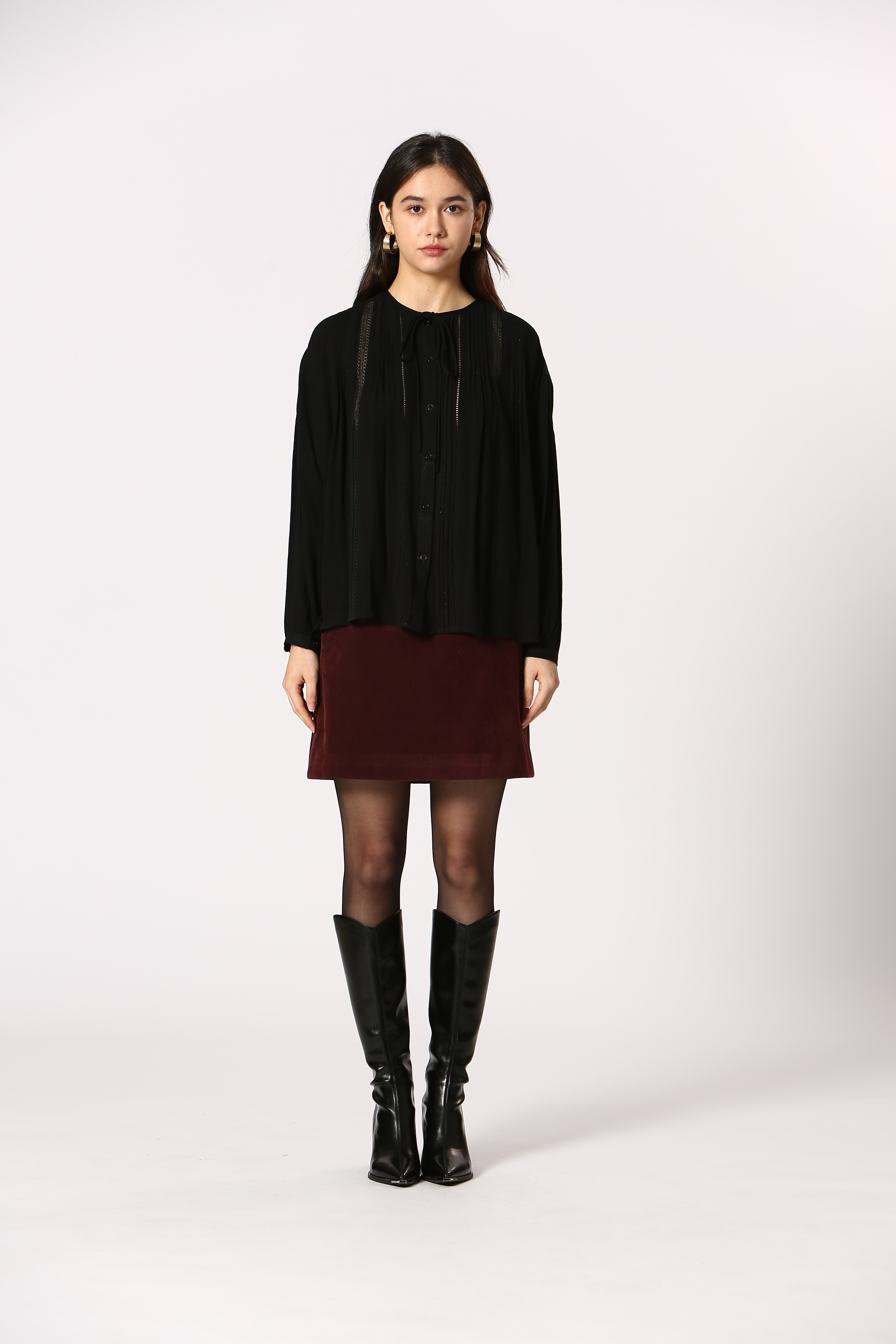 Blouse à galons ajourés
