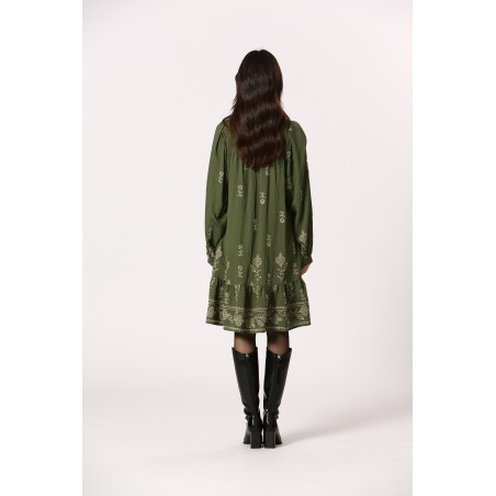 Robe courte brodée