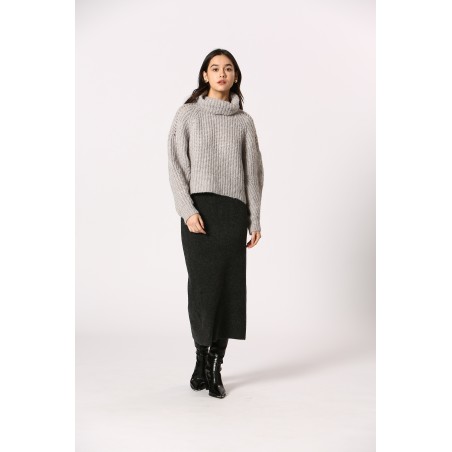 Pull col roulé