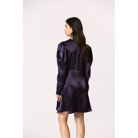 Robe courte effet métalique