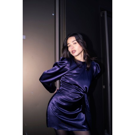 Robe courte effet métalique